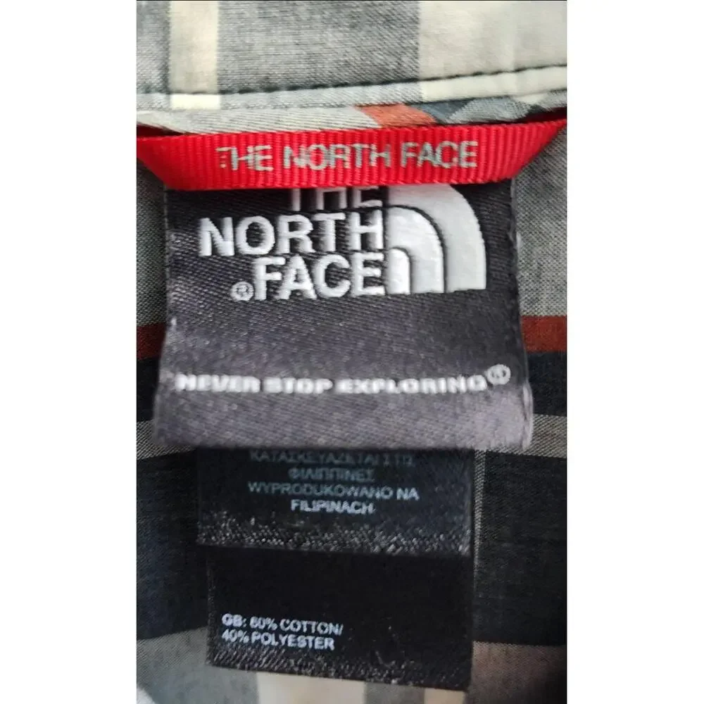 The North Face Shirt Mens Size Medium Plaid Buttonup Pocket Casual Outdoor Retro